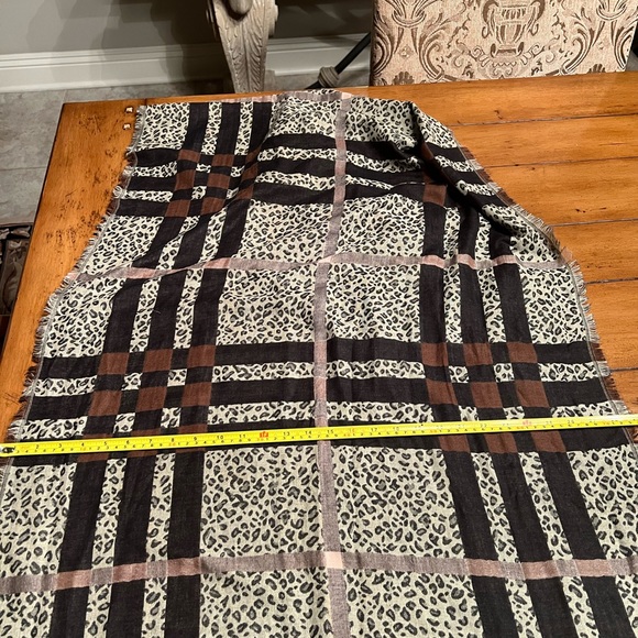 Luxury Cotton/Jacquard edge /Leopard & Stripe Motif Scarf  Black/cream/rust - Picture 8 of 8